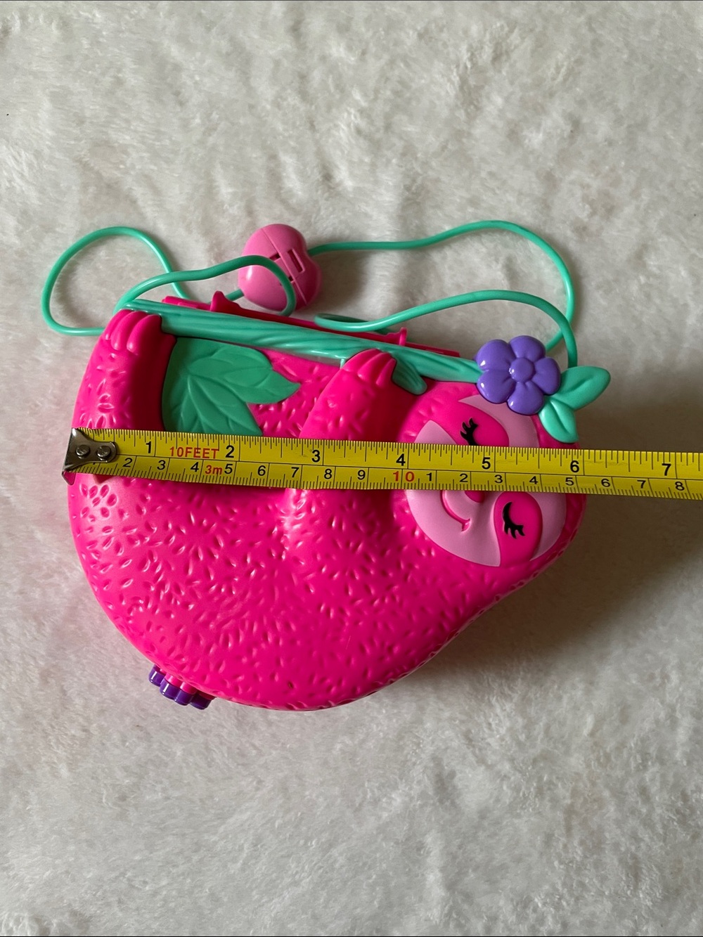 Polly Pocket Sloth Family 2-in-1 Purse Compact, a jungle-themed playset - Picture 5 of 8